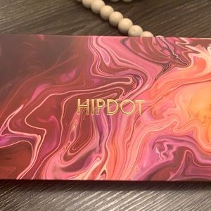 Hipdot Zion Eyeshadow Palette